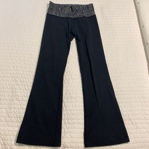 Lululemon yoga pants